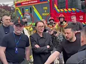 Pečorská lavra v plamenech, český občan ve zmatku